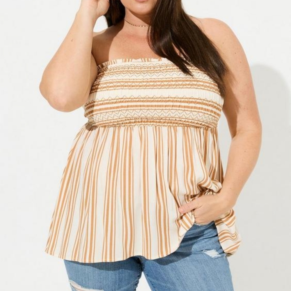 Torrid rayon smocked tube top